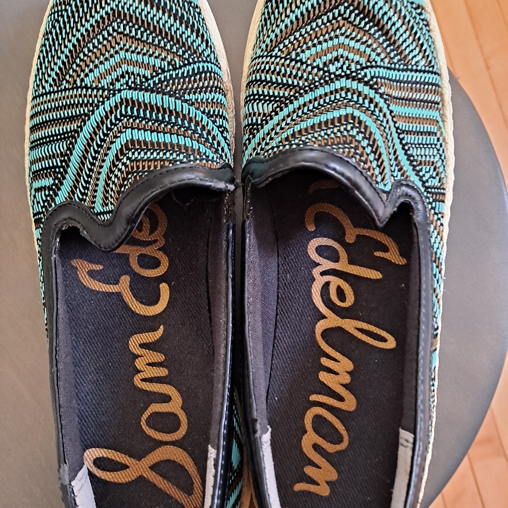 Shoes - Picture 4 of 4